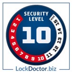 Red NKS RADAR Old English Padlock - Image 3